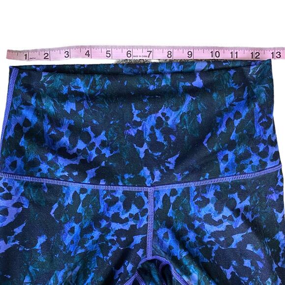 Lululemon Wunder Under Pant Roll Down Floral Sport Backdrop Iris Flower size 6 - Picture 9 of 10
